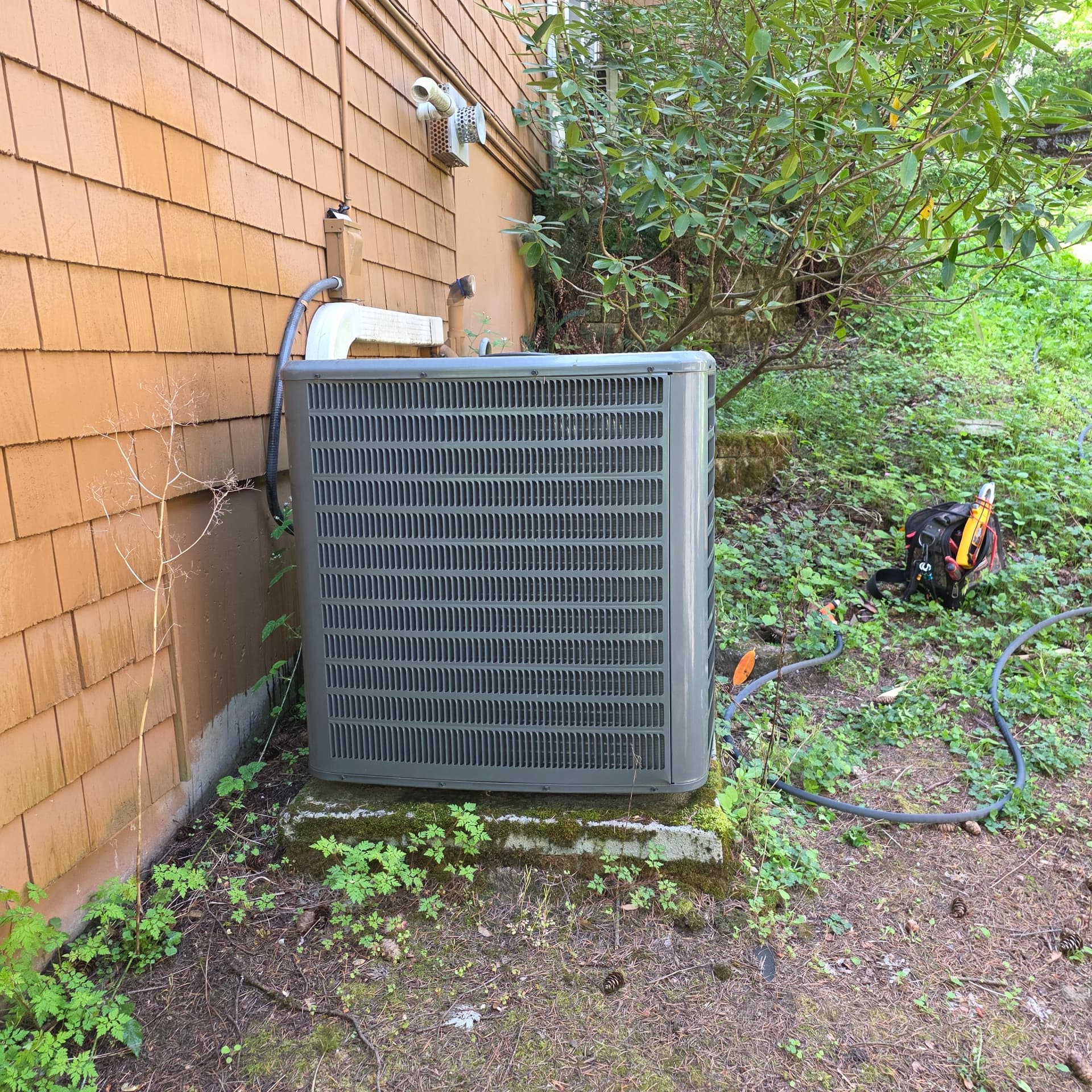 Goodman AC Diagnostic Repair and Maintenance in SW Portland image
