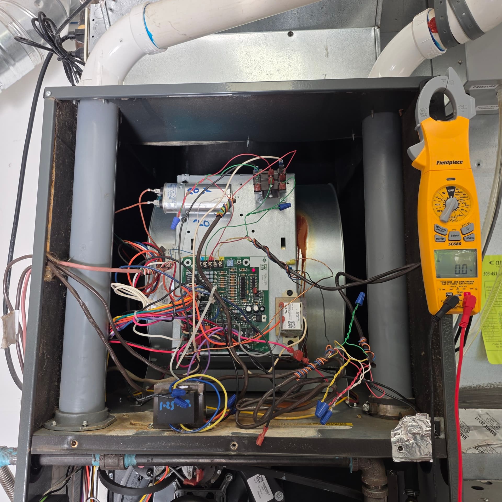 Gallery photos for AC Out on a Sunday - Failed Fan Motor Diagnosed and Fixed: Image #1