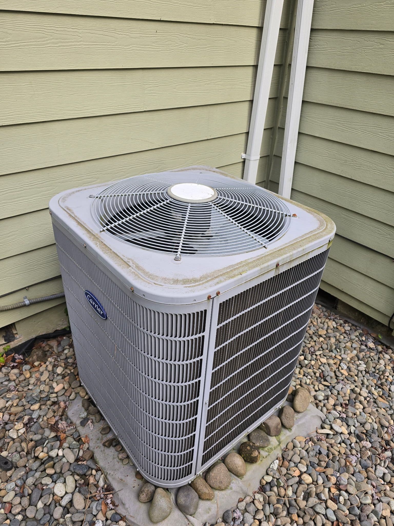 Carrier Heat Pump Maintenance in Tigard image