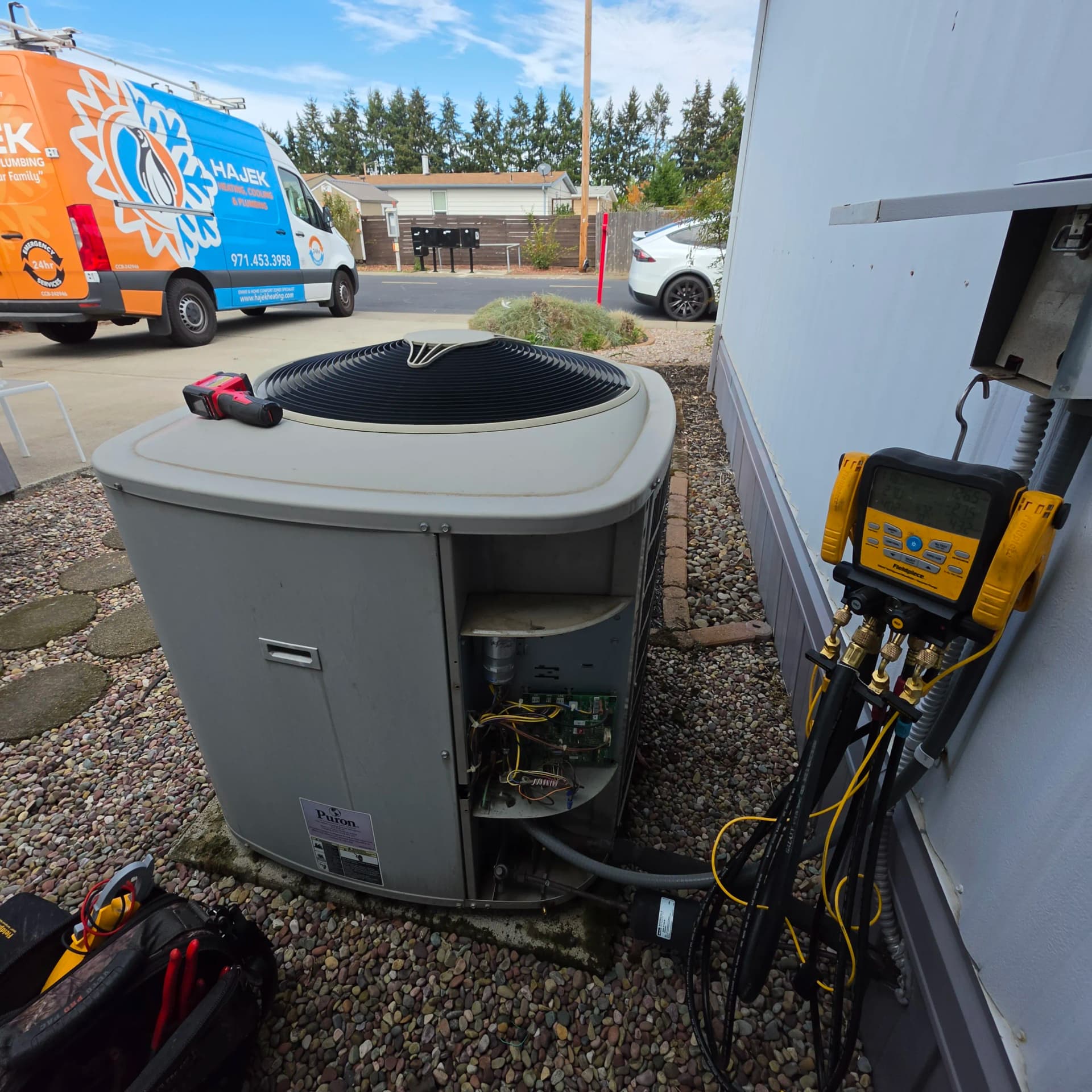 Bryant Heat Pump and Air Handler Maintenance in Salem image