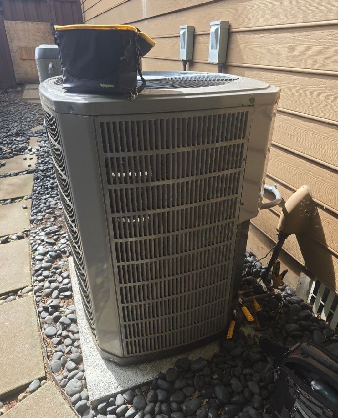 Gallery photos for Diagnosing Carrier and Lennox HVAC Systems in West Linn: Image #1