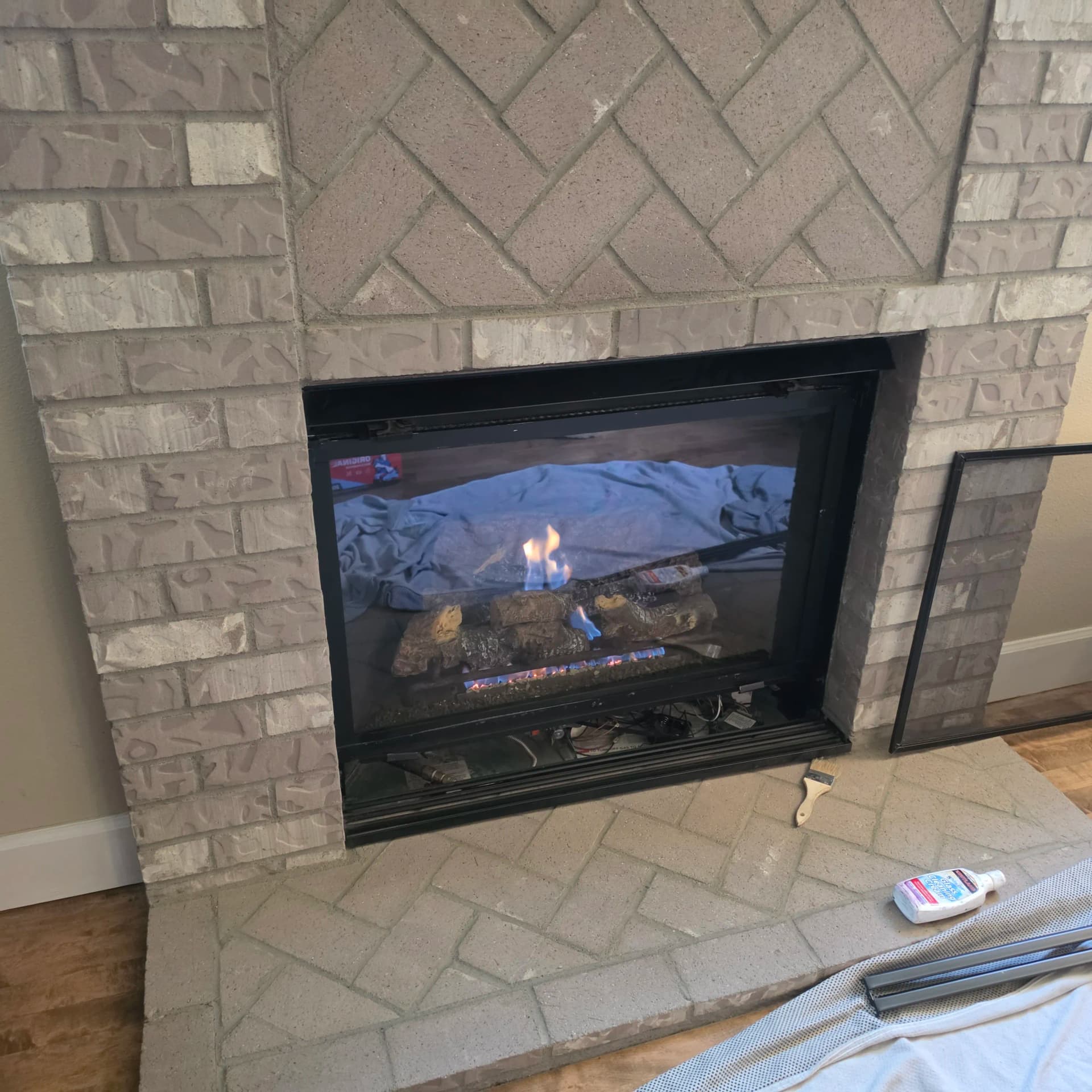 Heat & Glo Fireplace Diagnostic and Maintenance in Woodburn image