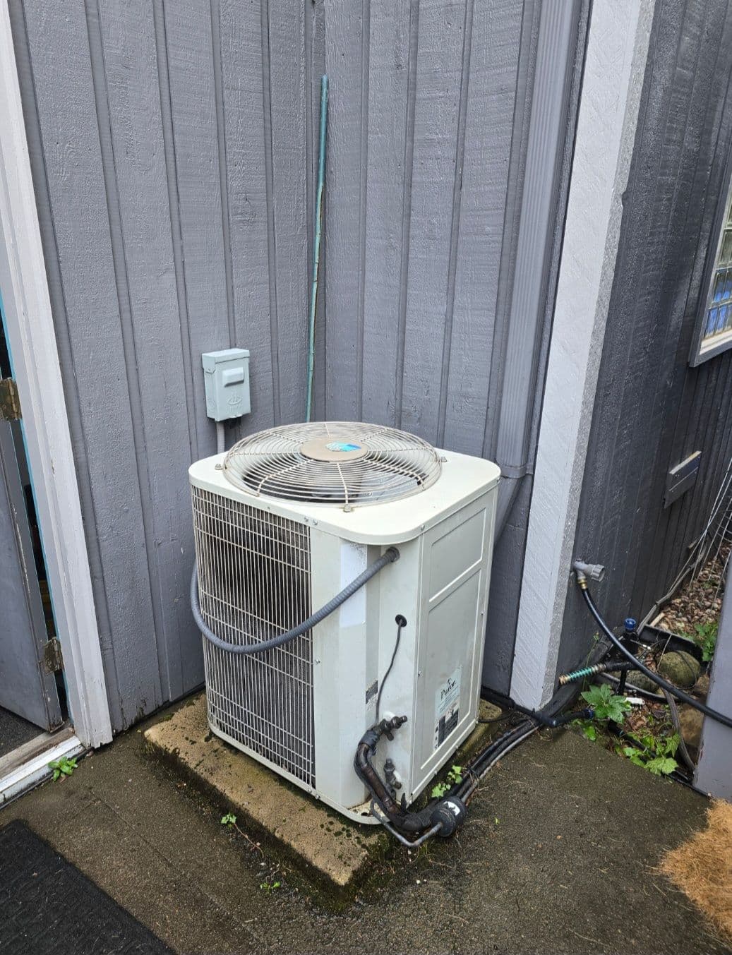Gallery photos for Tankless Water Heater Flush and AC Tune-Up in Salem: Image #1