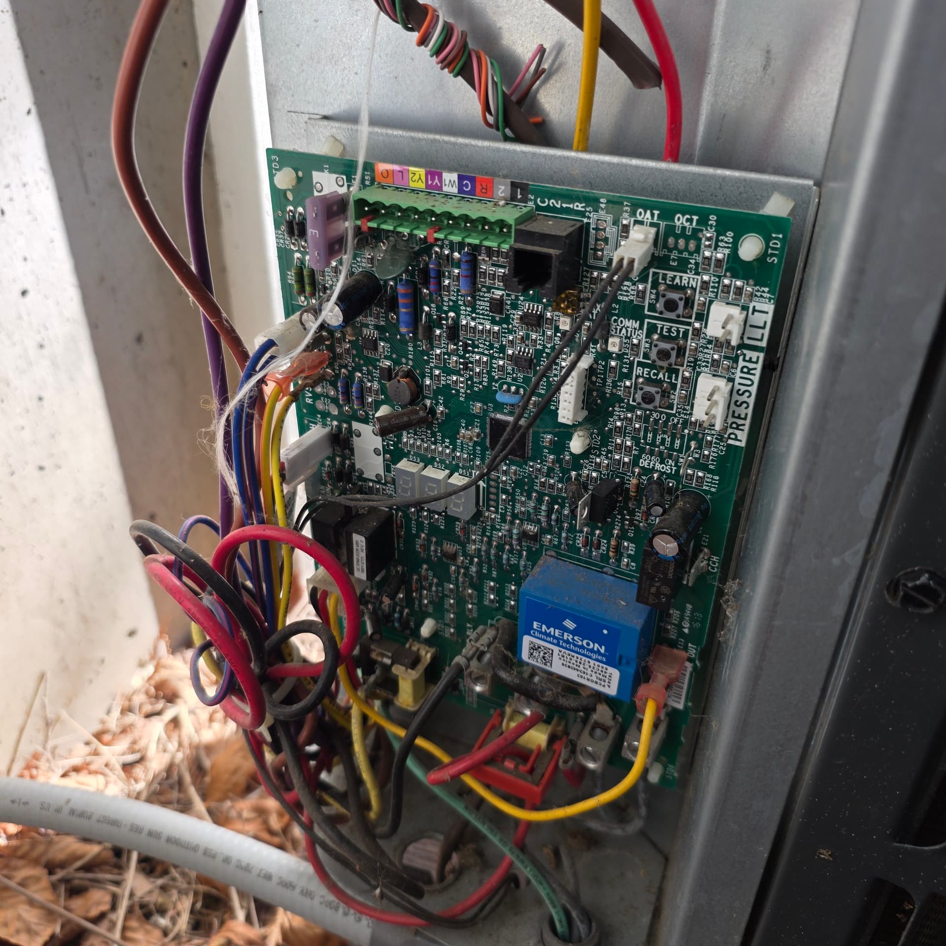 Goodman AC Communicating Board Replacement in Portland image