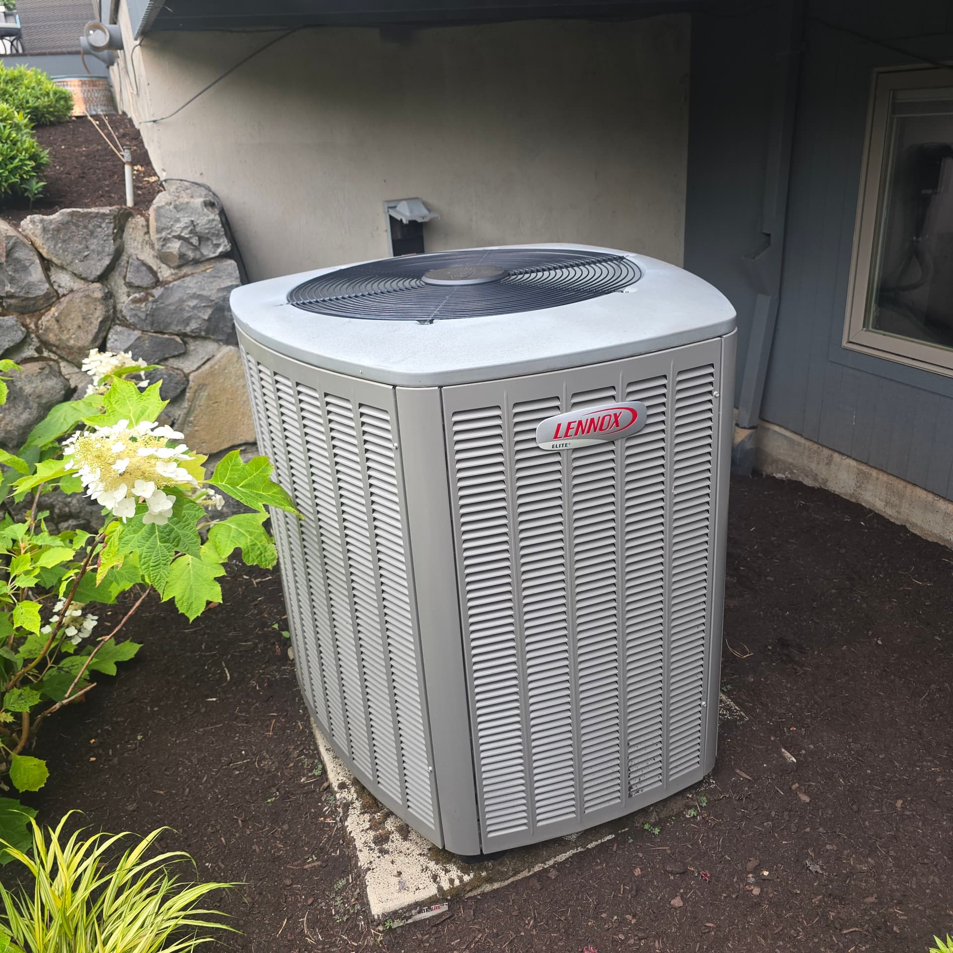 Lennox AC Diagnostic and Repair in Beaverton image