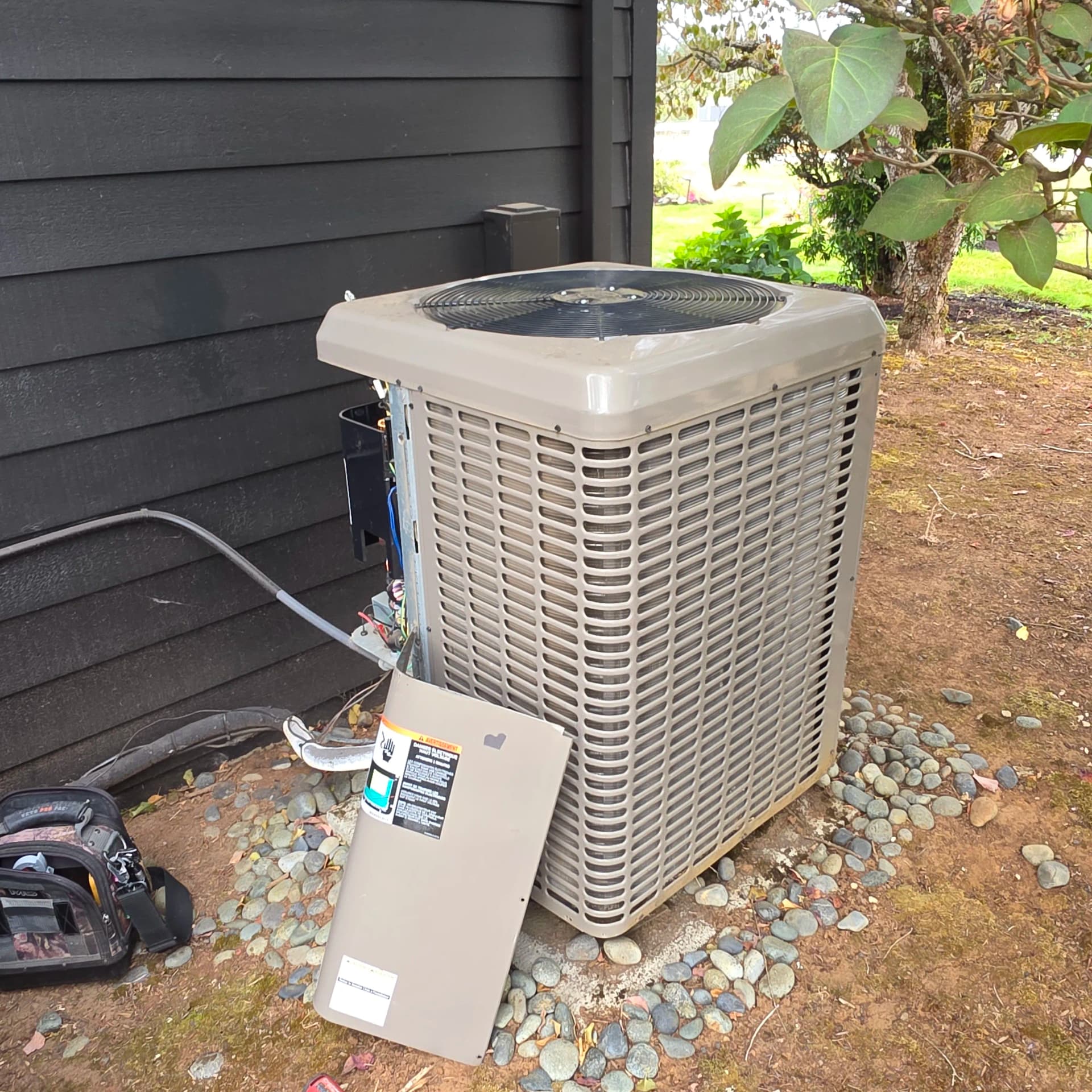 Gallery photos for York Heat Pump Maintenance Done Right in Molino: Image #1