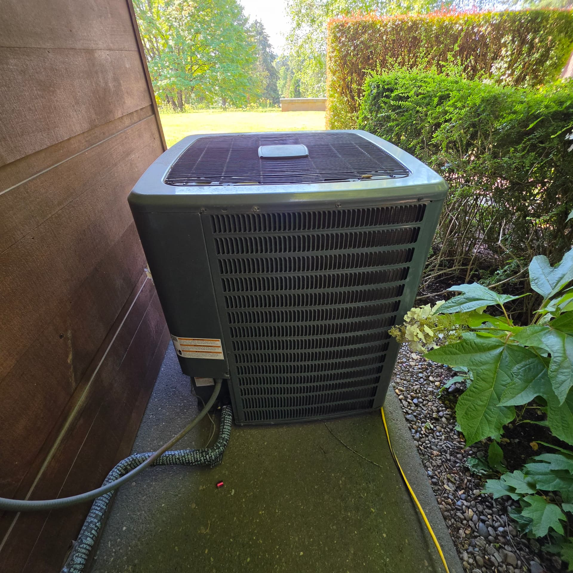 Gallery photos for Goodman AC Diagnostics and Maintenance in Wilsonville: Image #2