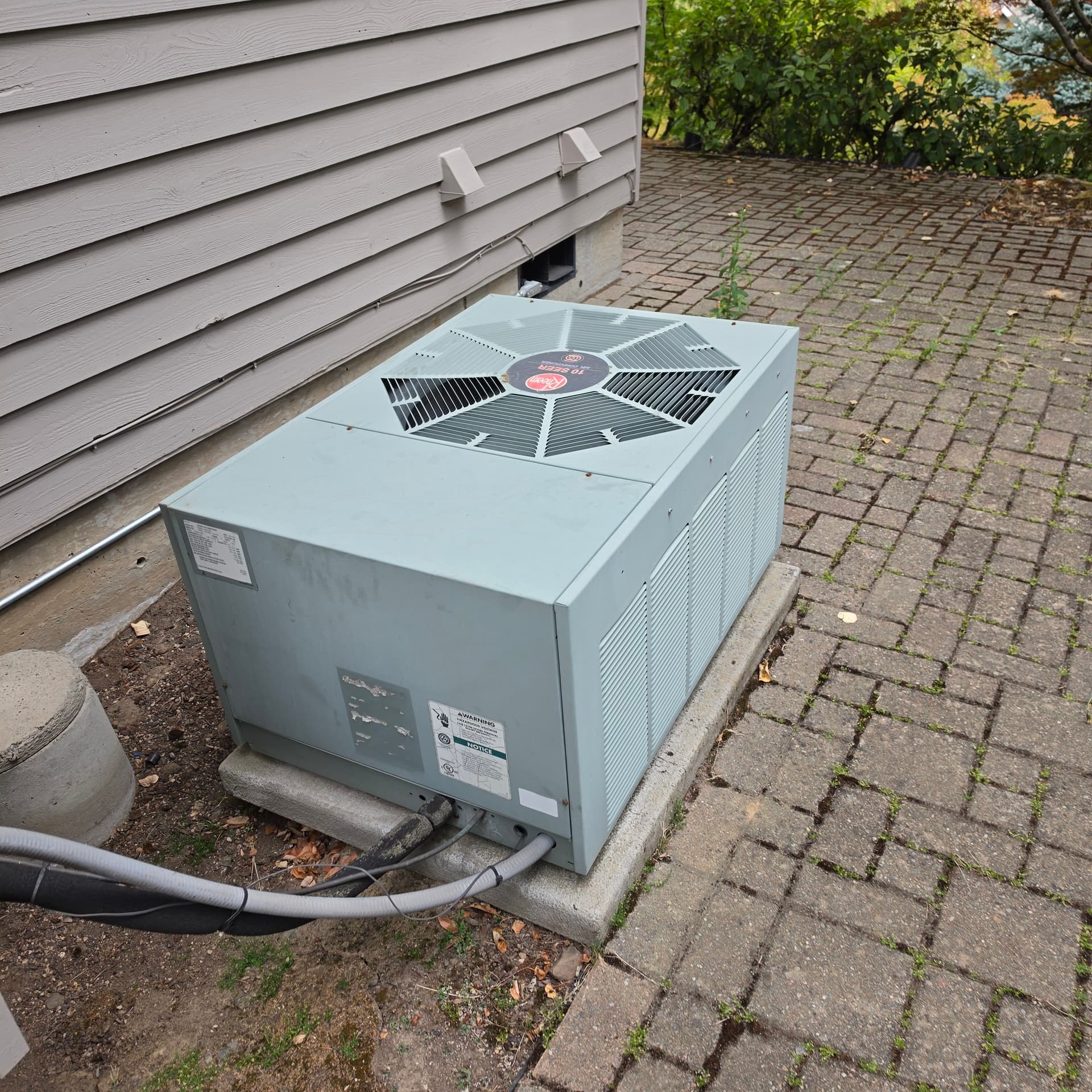 Gallery photos for Emme Zoning System Repair Gets NW Portland Home Cooling Again: Image #1