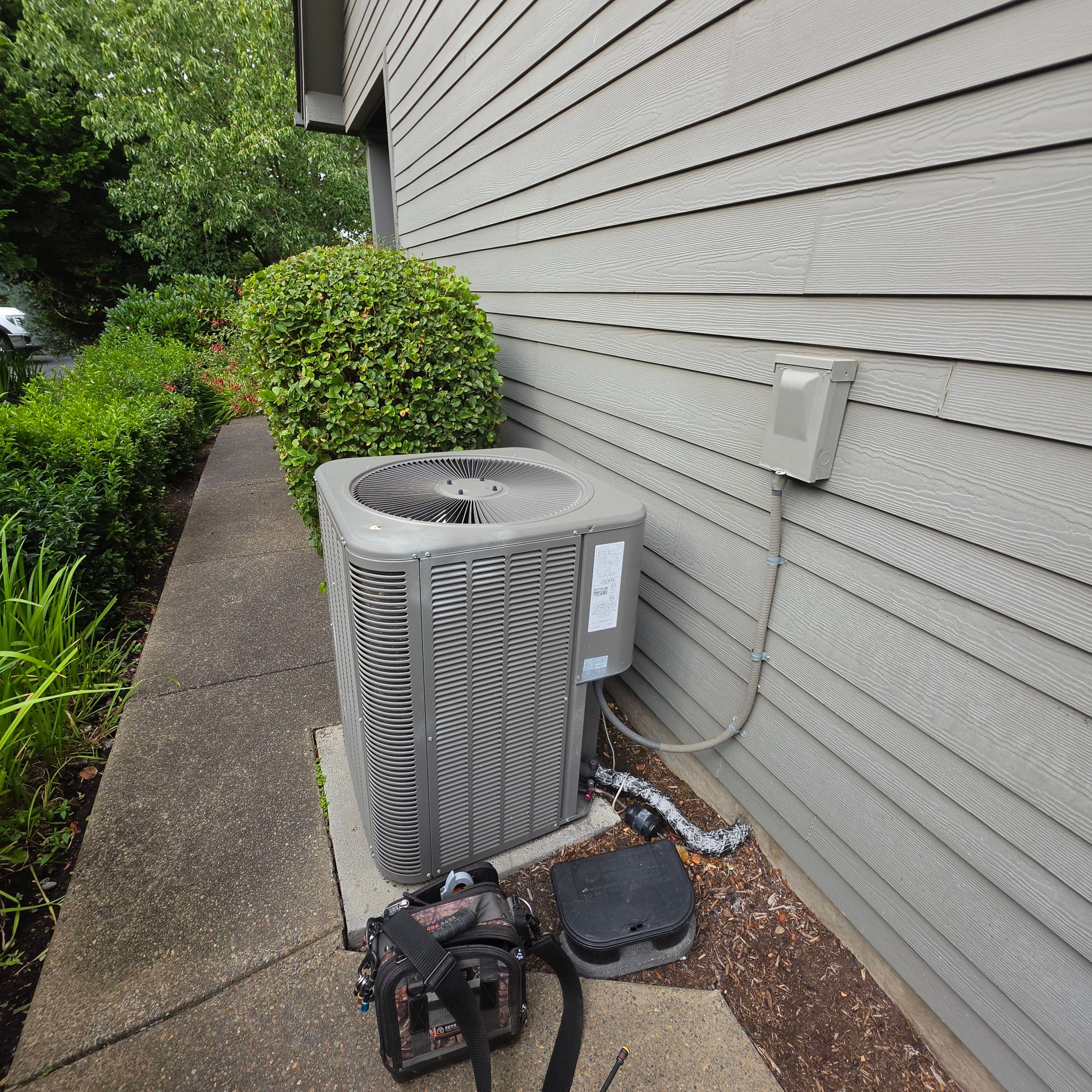 Project Lennox AC Diagnostics and Repair in Keizer image