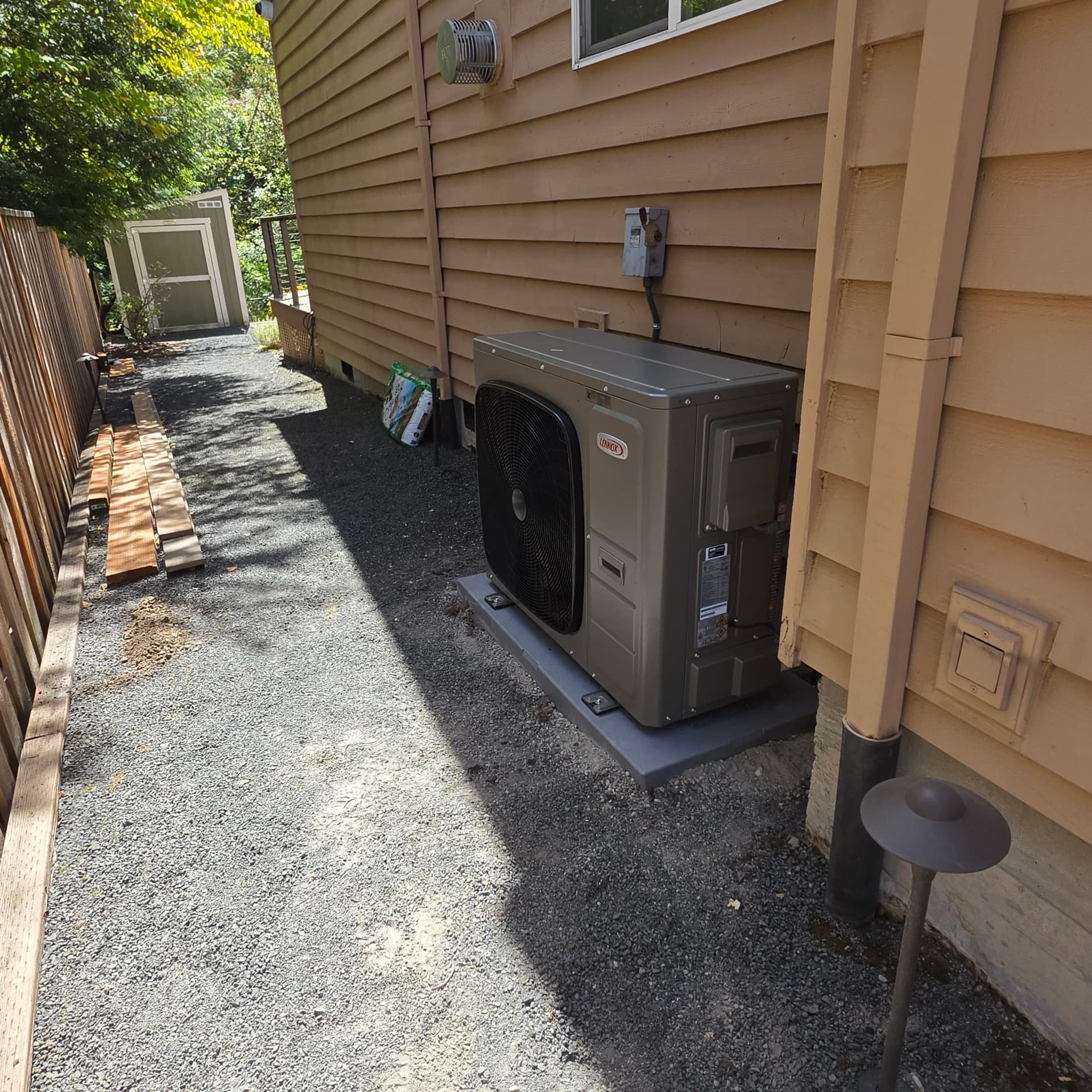 Gallery photos for Dual-Fuel Lennox Heat Pump System with Emme Zoning in Washington County: Image #2