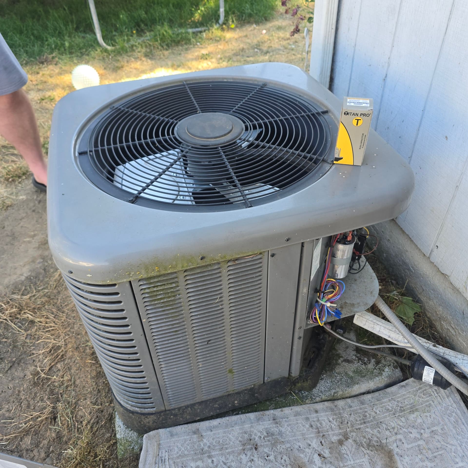 Rheem Heat Pump Repair and Diagnosis in Salem image