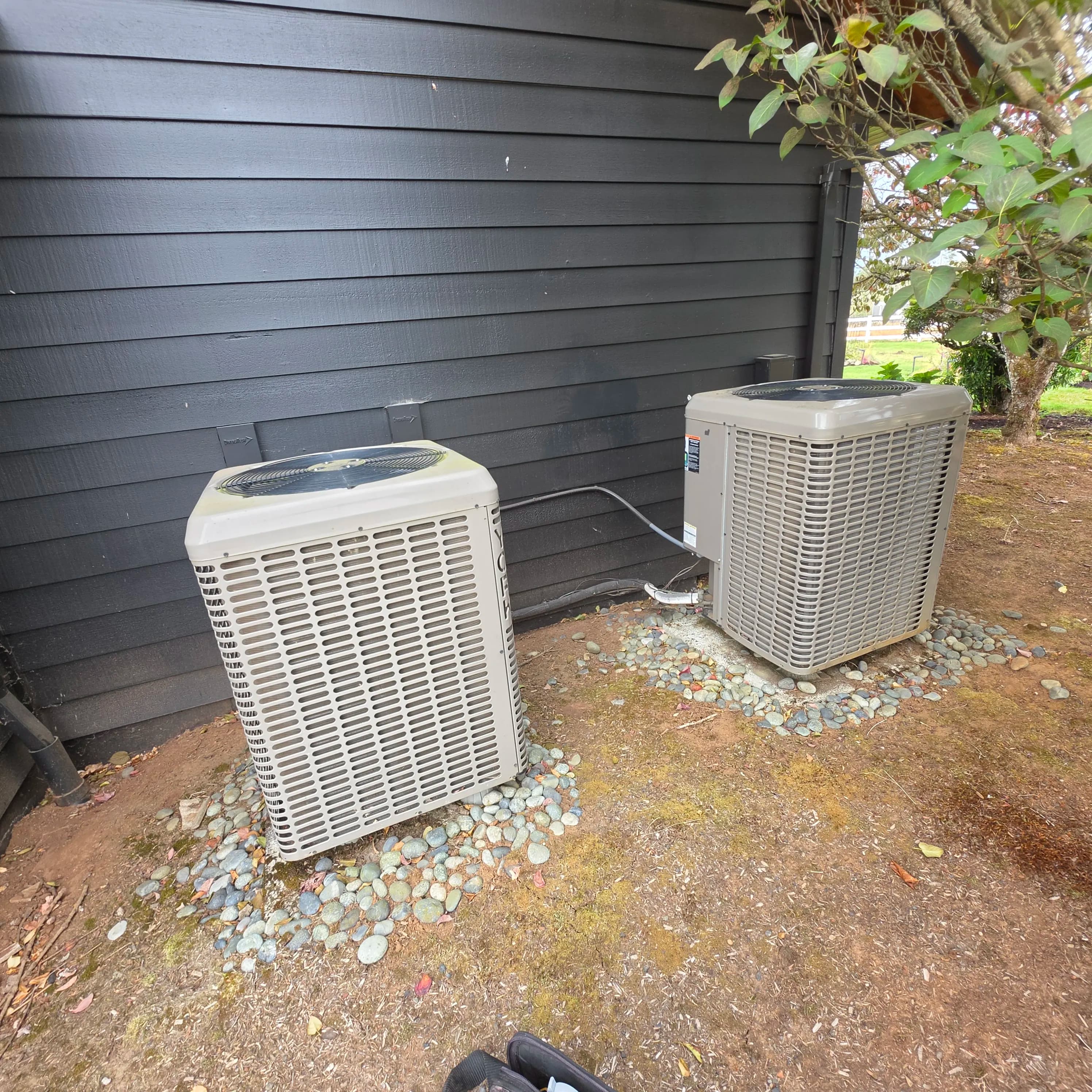 Project York Heat Pump Maintenance Done Right in Molino image