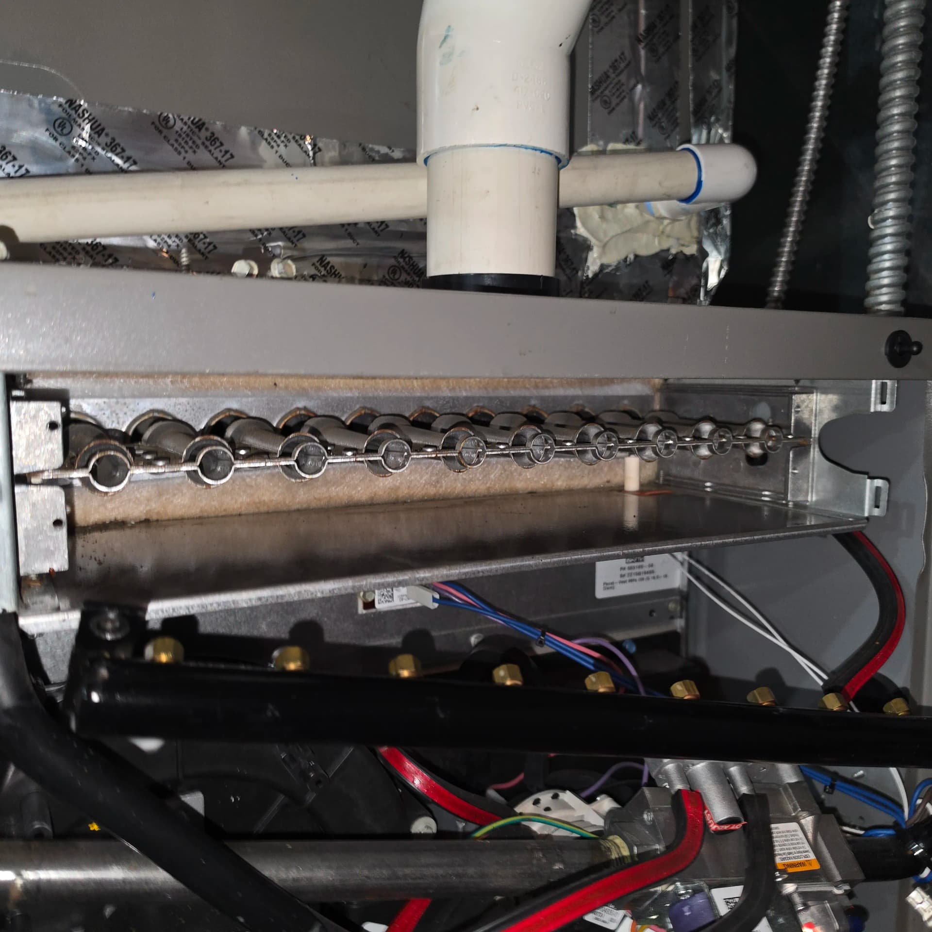 Gallery photos for Lennox SLP98 Burner Compartment Cleaning in Lake Oswego: Image #1