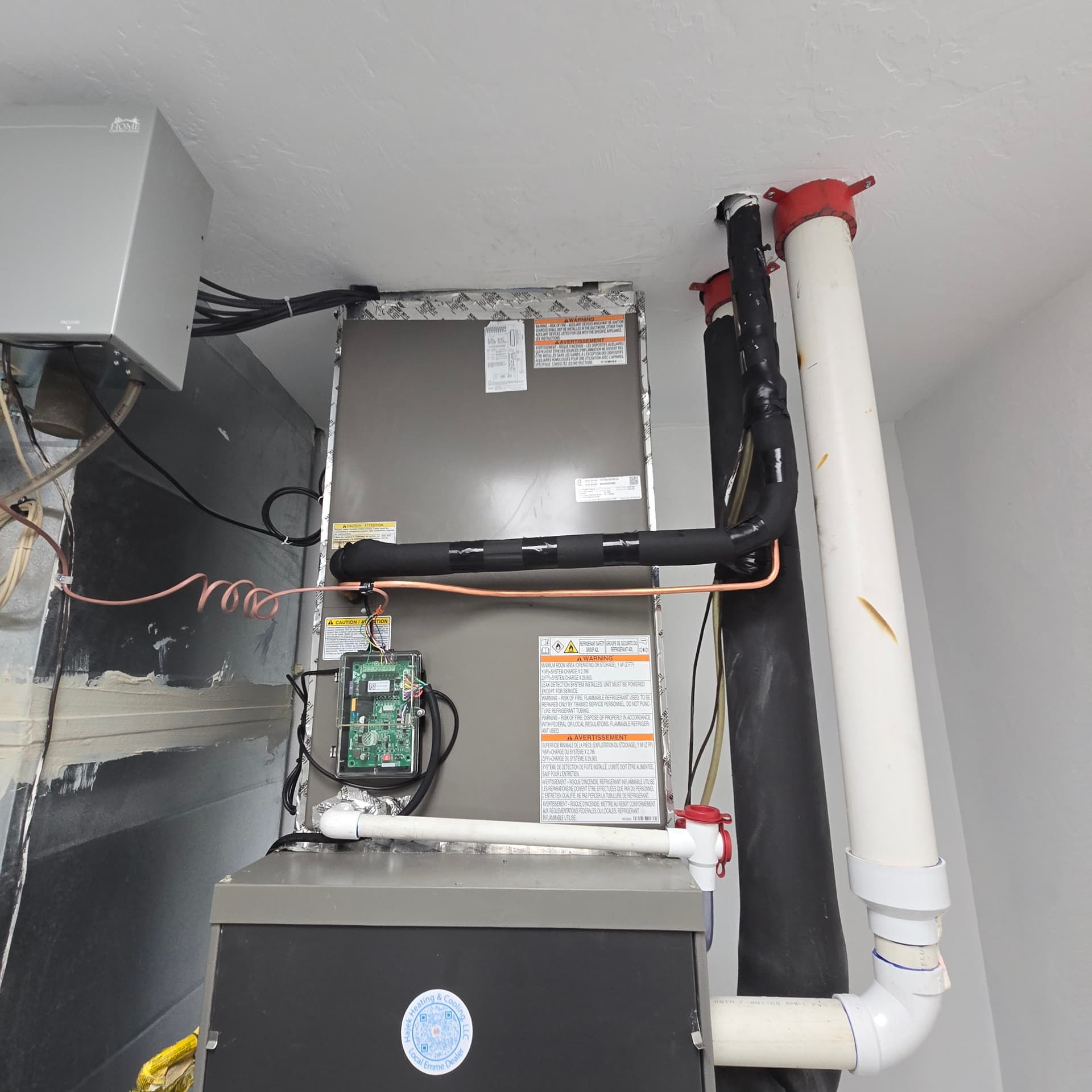 Gallery photos for Fresh York AC Install Keeping Homeowners Cool This Summer: Image #1
