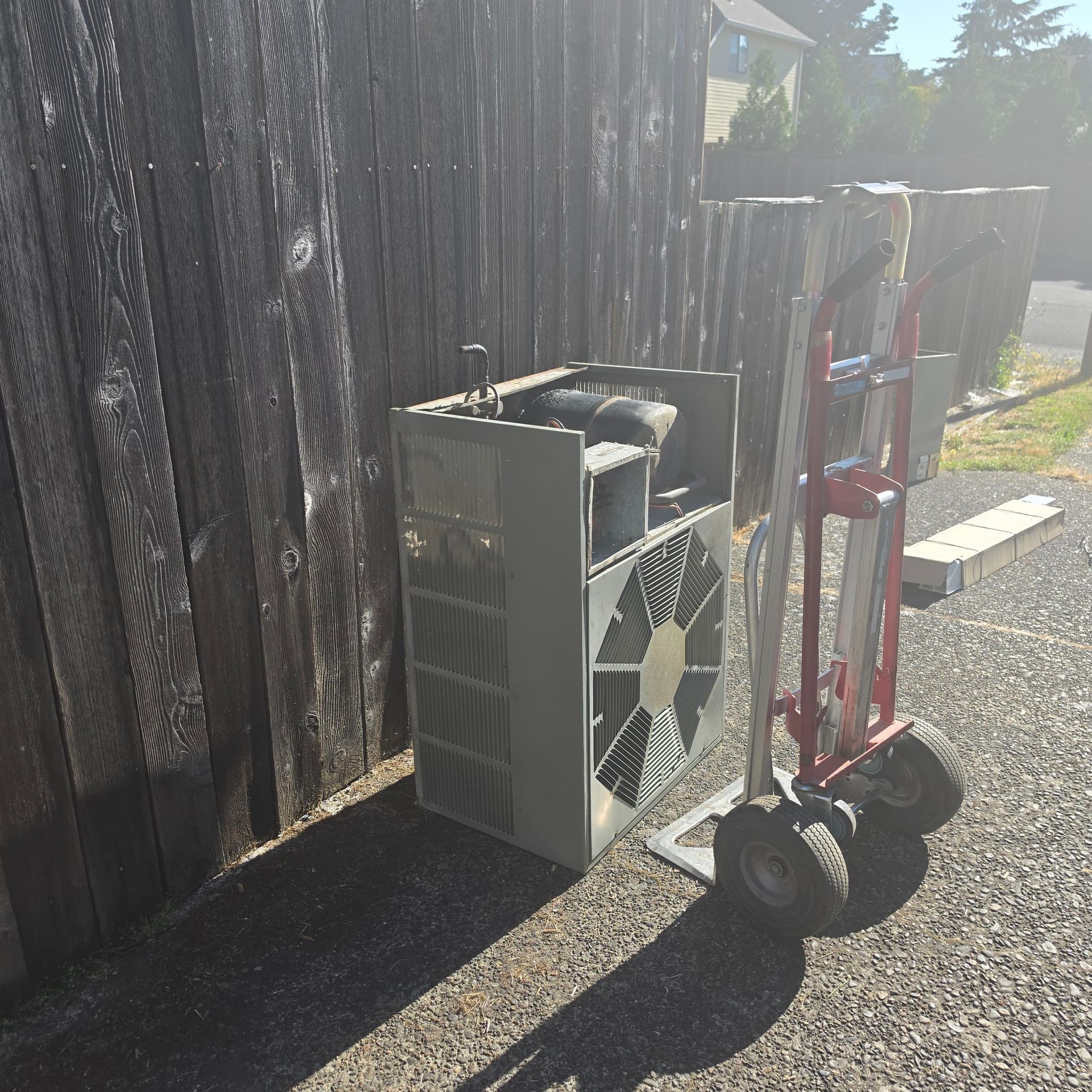 Gallery photos for Variable-Speed Heat Pump Installation in Beaverton: Image #2