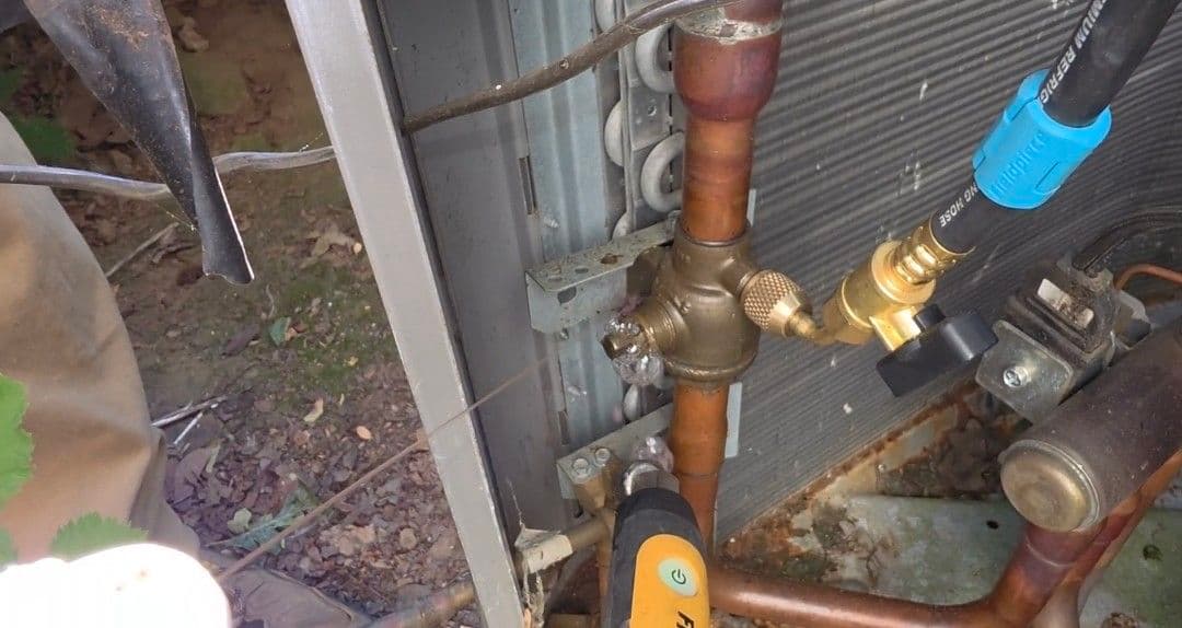 Gallery photos for AC Refrigerant Leak Search on a Lennox System: Image #3