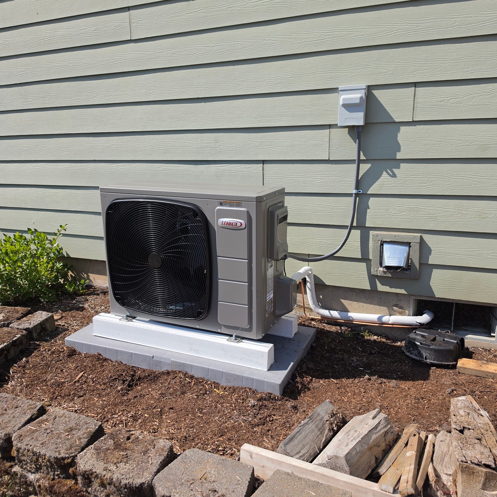 Gallery photos for Lennox Dual Fuel Variable-Speed HVAC Upgrade Installed: Image #5