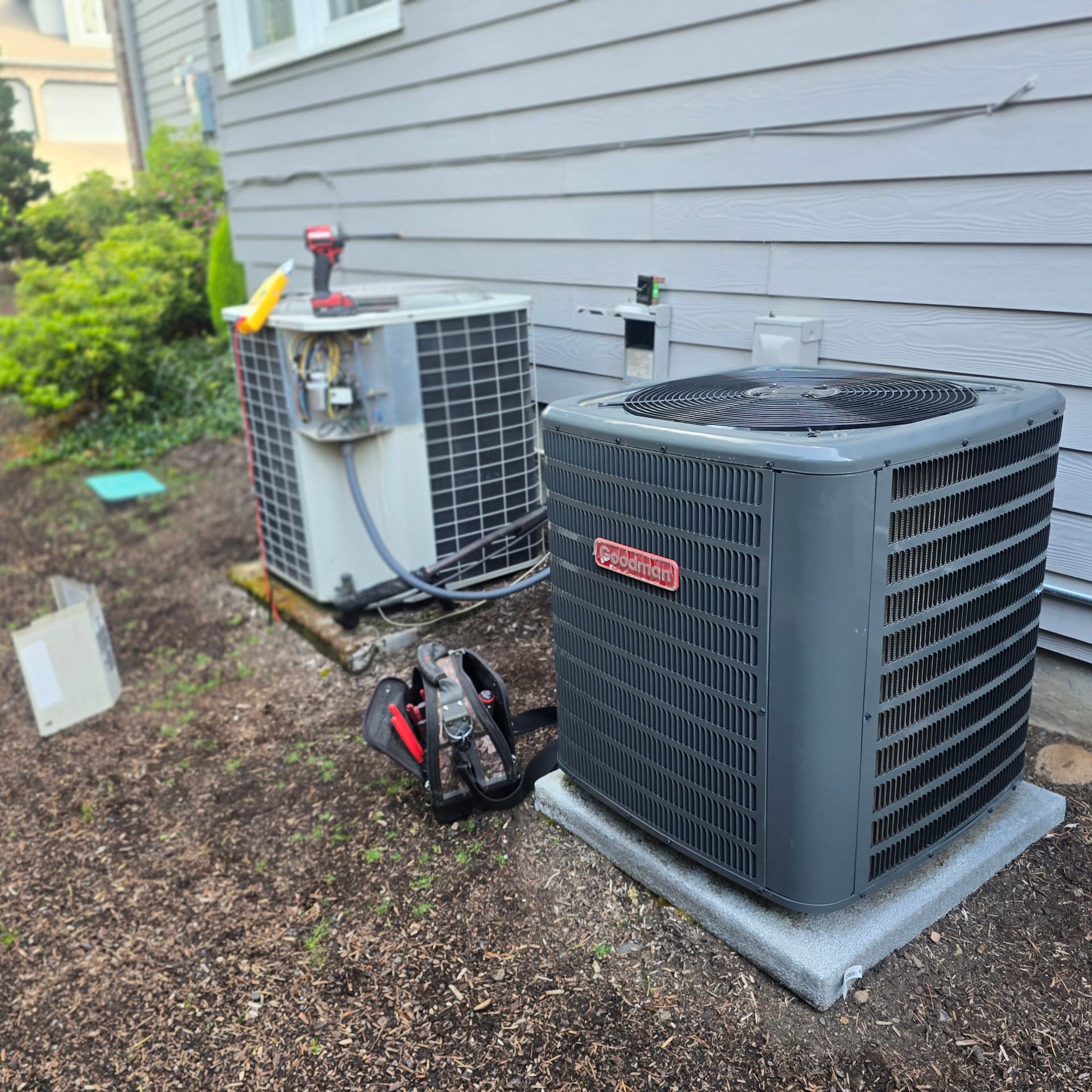 Gallery photos for Dual A/C Maintenance and Emme Zoning Checkup Done Right: Image #3