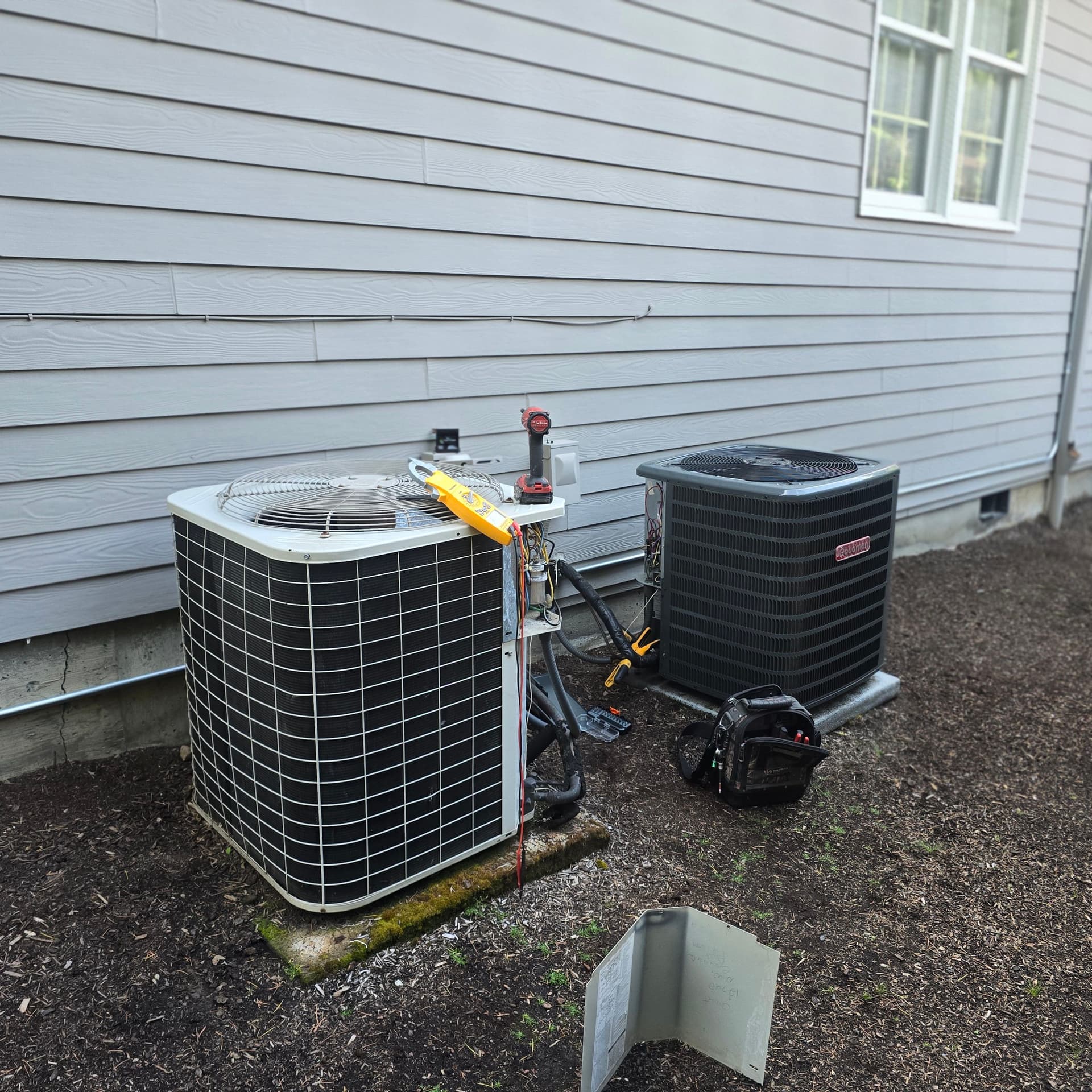 Gallery photos for Dual A/C Maintenance and Emme Zoning Checkup Done Right: Image #4